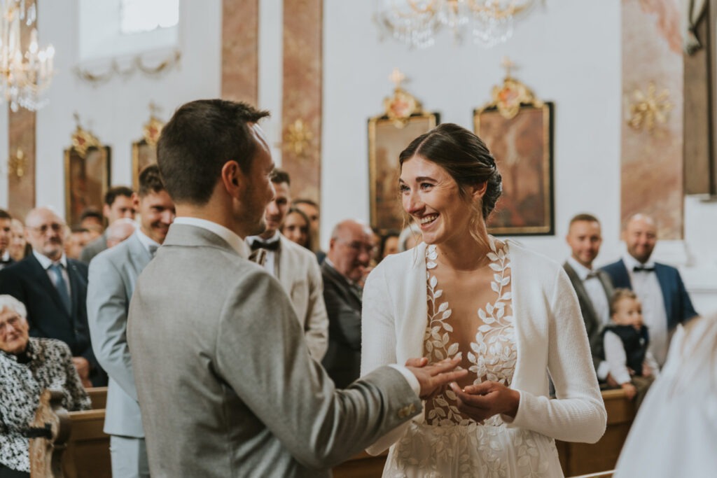 Ring anstecken in der Trauung