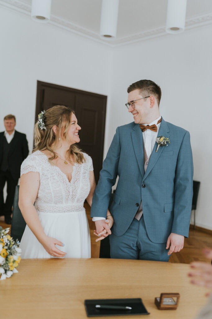 Brautpaar im Standesamt Augsburg