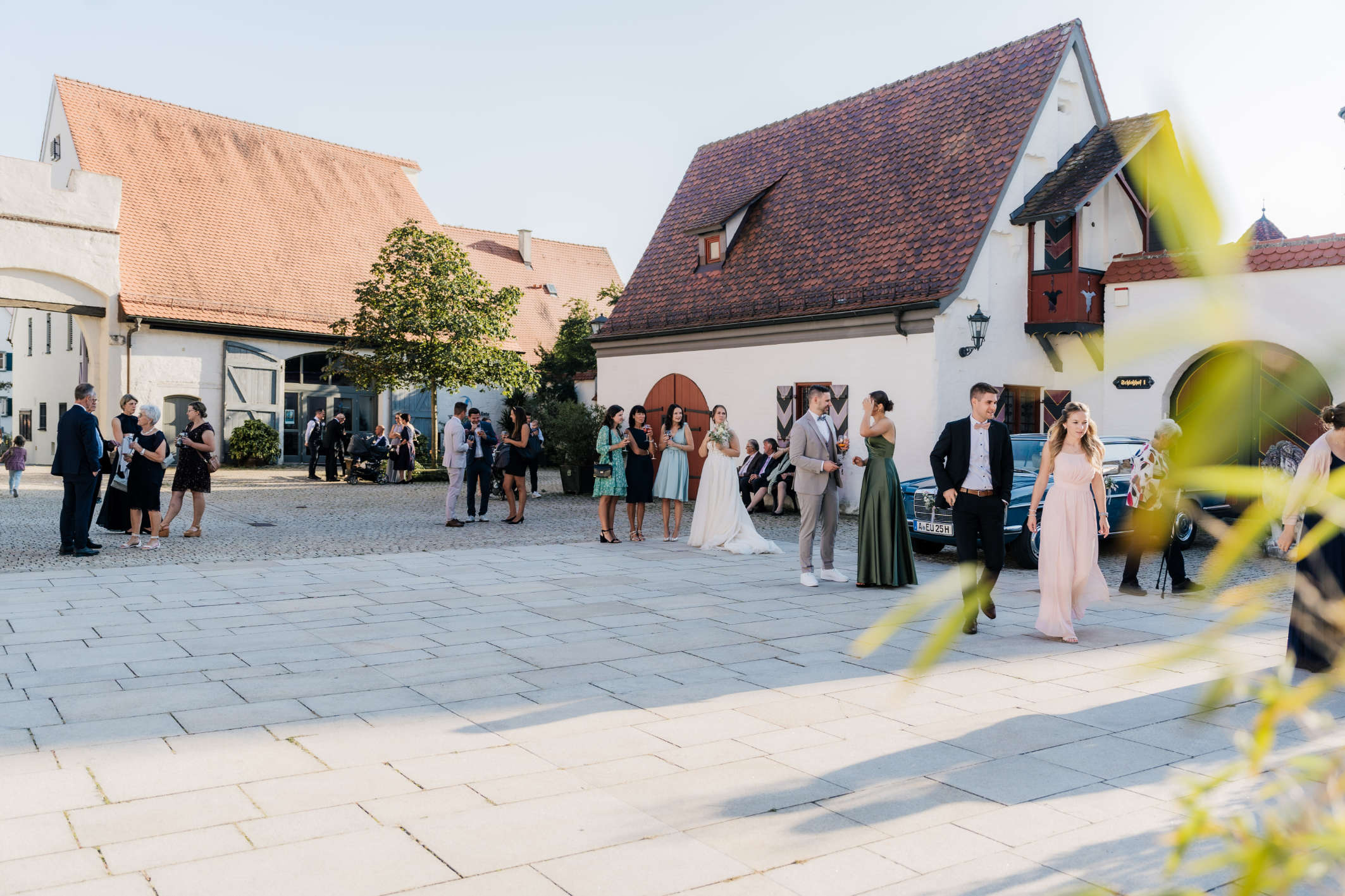Sektempfang im Innenhof des zehntstadel leipheim 